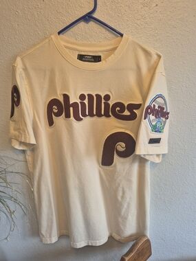 Phillies Cream & Maroon Logo Tee